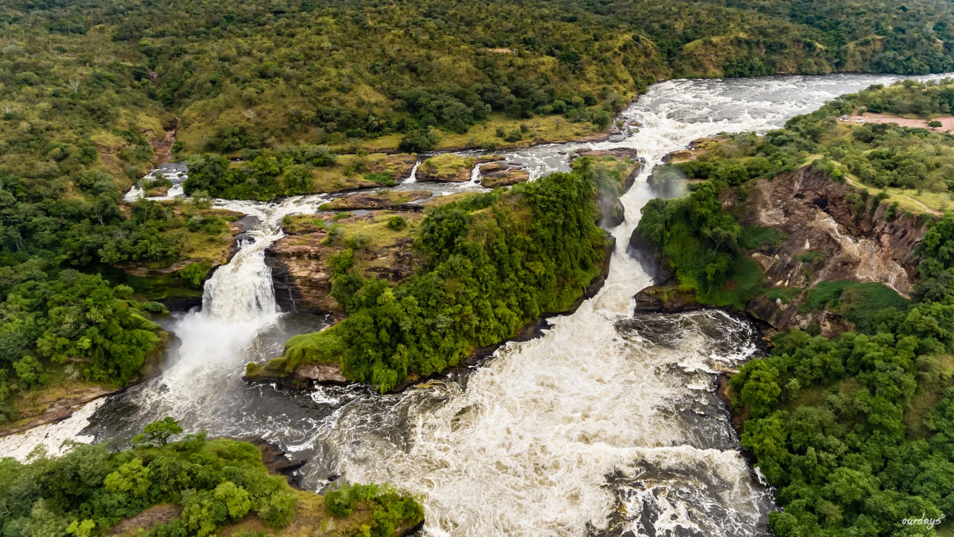 Hiking to the Top of Murchison Falls